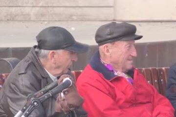 Пенсіонери. Фото: скріншот YouTube-відео