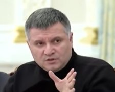 Глава МВД Арсен Аваков. Фото: youtube