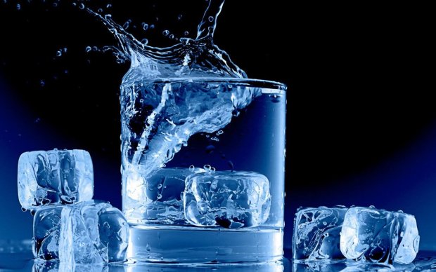 Обнаружены условия, в которых вода не замерзает даже при экстремально низких температурах