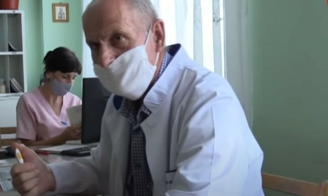 Зарплаты медикам. Фото: скриншот Youtube