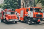 Киев в огне: спасатели сбились с ног, людей предупредили об опасности