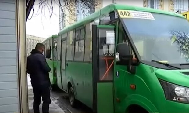 Маршрутки Киева. Фото: скриншот YouTube