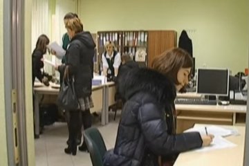 Налоговая сократила проверки. Фото: скриншот YouTube