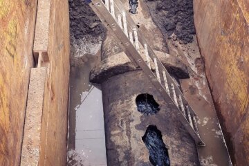 Прорвало трубу