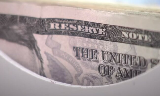 Курс валют. Фото: YouTube, скрин