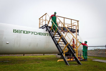 Беларусь заставит Россию раскошелиться за грязную нефть: Лукашенко выставил счет на десятки миллионов