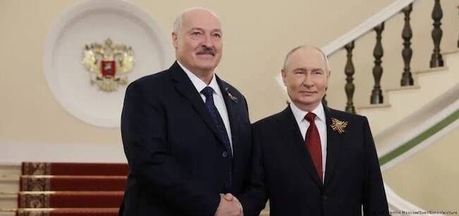 лукашенко та путін обговорюють розміщення ядерних боєприпасів у білорусі