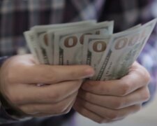 Доллар провалился: новый курс валют застал всех врасплох - в обменках ажиотаж