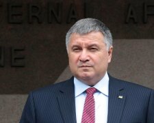 Глава МВД Украины Арсен Аваков подал заявление об отставке: первые подробности