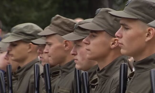 Курсанты Национальной гвардии. Фото: YouTube, скрин