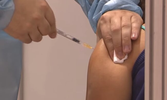 Вакцинация.  Фото: скриншот YouTube-видео