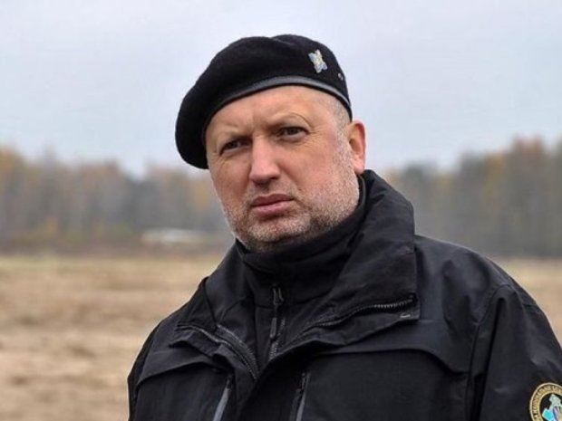 Пастор «сдулся»: Турчинов уходит в отставку