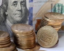 НБУ опубликовал новый курс валют: доллар растет, евро падает