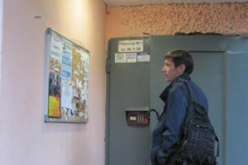 Мошенники в Киеве не теряют времени: у подъездов появились  странные объявления, предупредите всех