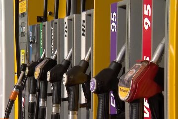 АЗС. Фото: скріншот YouTube-відео