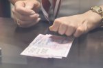 Страховые взносы в Украине, фото: скриншот с YouTube