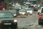 На страну надвигаются ливни. Фото: скрин youtube