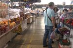 Продукты с рынков могут быть опасны. Фото: youtube