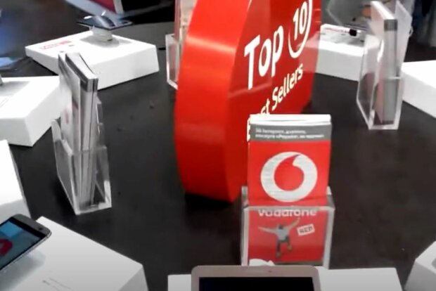 Vodafone и Минцифры. Фото: скриншот YuoTube