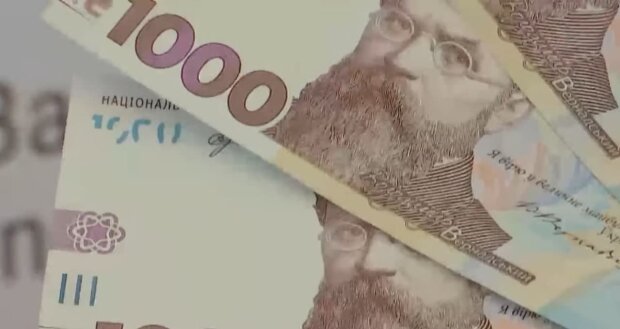 Деньги. Фото: скриншот Youtube