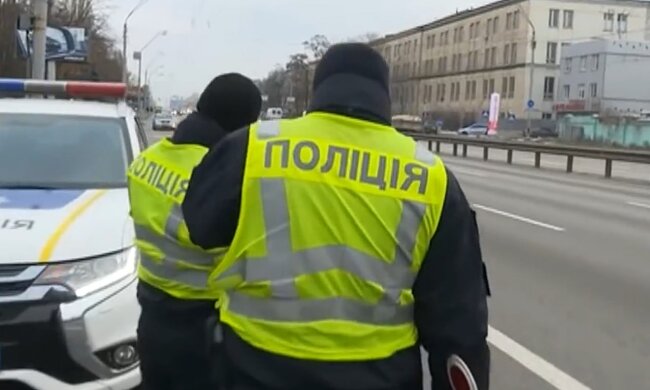 Полиция на дороге, фото: youtube.com