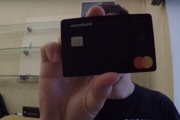 Monobank. Фото: YouTube, скрін
