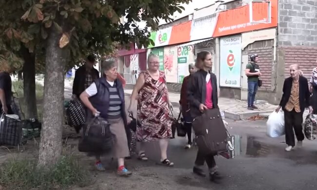 Евакуація людей. Фото: скріншот YouTube-відео