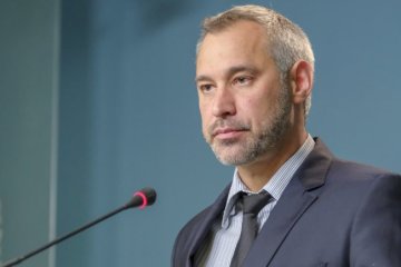 Первая жepтвa: Новоиспеченный генпрокурор начал oxoтy на чиновников