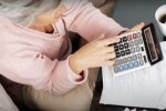 Пенсии в Украине. Фото: скриншот YouTube
