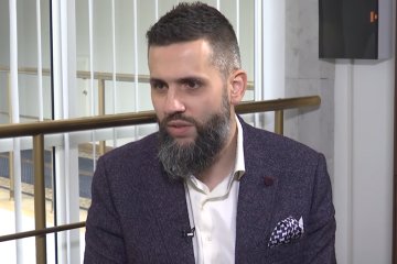 Максим Нефедов