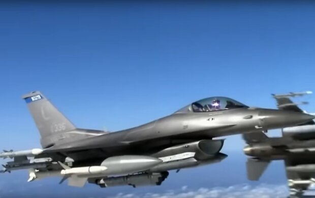 Истребитель F-16. Фото: скриншот YouTube-видео