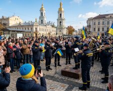 оркестр ДСНС Контрактова площа Київ музиканти духові інструменти