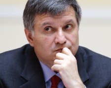 Авакову никто не давал гарантий: У Зеленского говорят, что главу МВД могут поменять