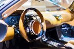 Разлетелись как "горячие пирожки": в Украине проданы дорогие авто по заоблачным ценам