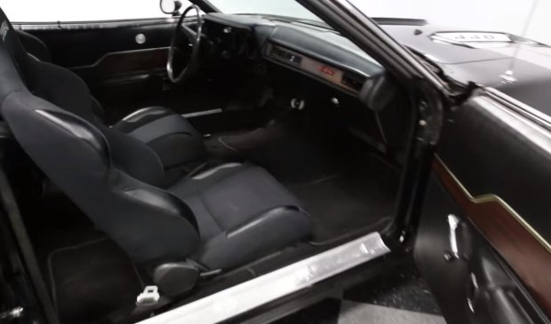Салон Plymouth GTX. Фото: youtube