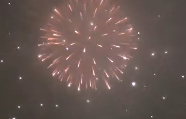 Фейерверк, скриншот YouTube