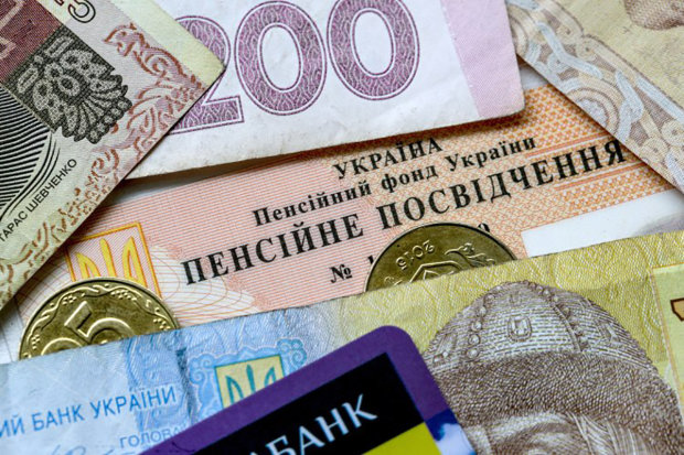 Мошенники атакуют «кошельки» украинских пенсионеров при помощи новой схемы. Не попадитесь на уловку