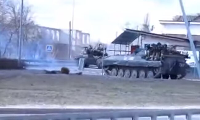 Військова техніка РФ. Фото: скріншот YouTube-відео