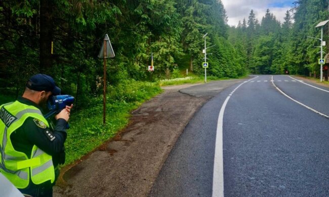 Штраф від 340 до 3400 грн: за перевищення швидкості вводять нове покарання - платити змусять за кожен кілометр