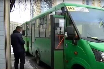 Маршрутки Киева. Фото: скриншот YouTube