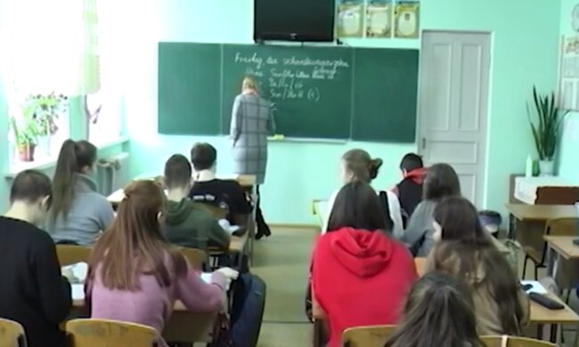 Урок в школе. Фото: скриншот YouTube-видео
