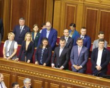 Времена Зеленского: Новый Кабинет министров Украины предстал не таким уж и "новым"