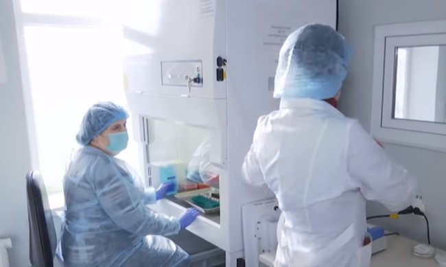 Медики. Фото: скриншот YouTube