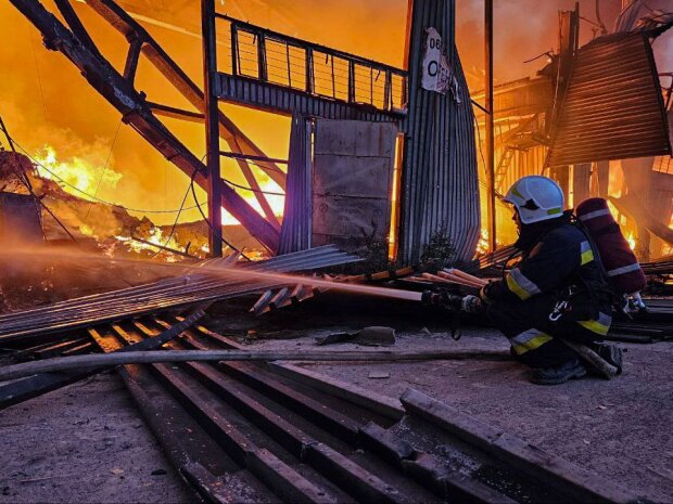 Пожар: Фото: ГСЧС Украины