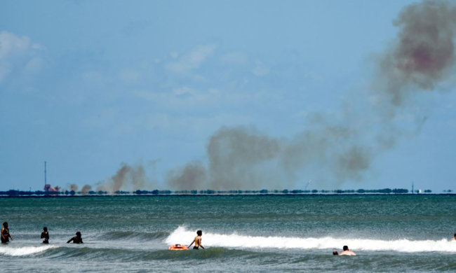 Во время испытаний взорвался космический корабль Crew Dragon компании SpaceX