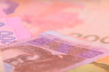 Когда украинцам начислят карантинные выплаты. Фото: YouTube, скрин