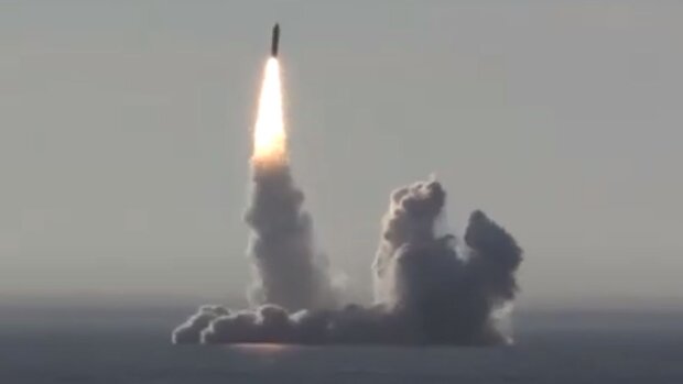 Запуск російської ракети з моря. Фото: скріншот YouTube-відео