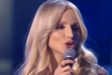 Подруга Светланы Лободы назвала ее настоящую фамилию. Фото: скриншот YouTube