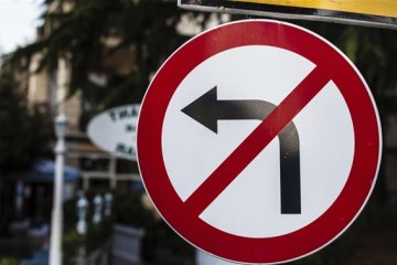 Новый запрет на украинских дорогах: чиновники решили отказаться от левых поворотов