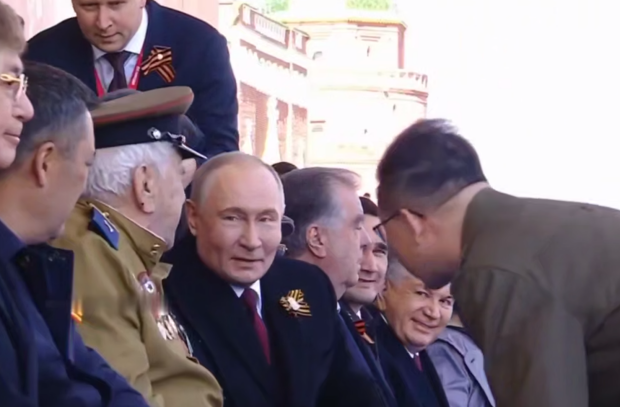 Росіян змусять сплачувати податки ЗСУ. Фото: YouTube